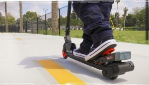 Hulajnoga elektryczna Razor Turbo A 11