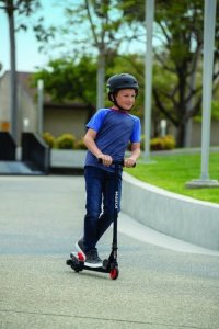 Hulajnoga elektryczna Razor Turbo A 2