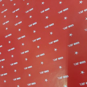 Papier świąteczny czerwony 57cmx20m 20m181 1