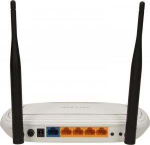 Router TP-Link WR841N + Access Point WA5210G 4