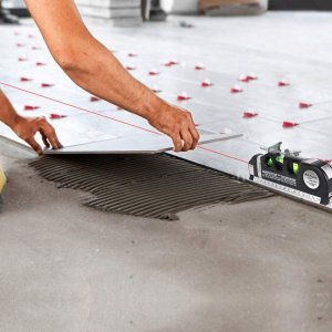 Korbi LASEROWA POZIOMICA Z MIARĄ 250cm LASER LED 4