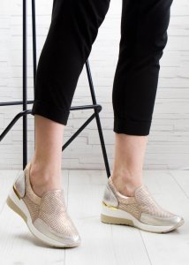 AGA Sneakersy ażurowe wsuwane skórzane złote Aga-37 7