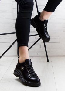 Estetino Sneakersy połyskujące na platformie z napisami czarne-36 2