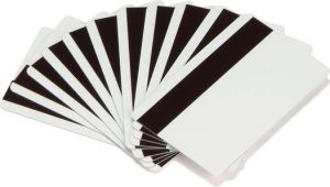 Zebra Karty plastikowe z paskiem magnetycznym białe, 500 sztuk (104523-112) 1
