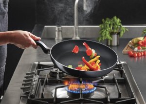 Patelnia Tefal Patelnia TEFAL Resist Plus 28 cm D52706 2