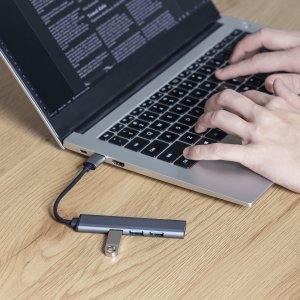 HUB USB Reagle 4x USB-A 3.2 Gen1 2