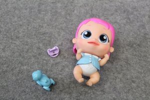 IMC Toys Interaktywna lalka Greta 12