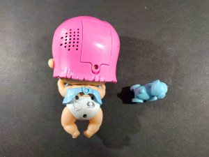 IMC Toys Interaktywna lalka Greta 4