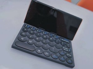 Alogy Klawiatura Alogy Bezprzewodowa składana Bluetooth do Win/iOs/Android + Stojak na biurko 5