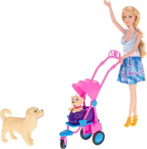 Kontext Lalka spacer z pieskami w wózku spacerówka 2