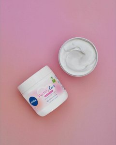 Nivea Family Care Sensitive Skin lekki krem nawilżający do twarzy, ciała i dłoni 450ml 4