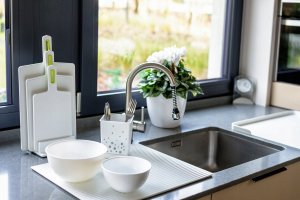 Deska do krojenia ProNice z rączką drewniana 4szt. ze stojakiem 8