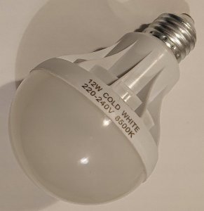 Żarówka led E27 kulka barwa światła biała zimna 12 W 2
