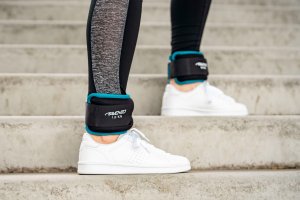 SKO Wrist/ankle weight neopreen AVENTO 41AE 2X1kg Black/Blue 6