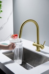 Bateria kuchenna Blue Water Cyrus stojąca mosiądz (BW-5901730616613) 10