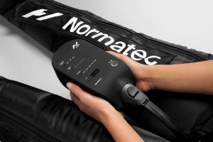 Masażer Normatec Normatec 3 do nóg 9