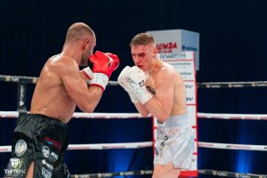 YakimaSport Rękawice bokserskie WOLF WHITE L 10 oz 4