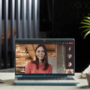 Laptop HP HP EliteBook 640 G9 Notebook - Wolf Pro Security - Intel Core i5 1235U - Win 11 Pro - Iris Xe Graphics - 16 GB RAM - 512 GB SSD NVMe - 35.56 cm (14") IPS HP SureView 1920 x 1080 (Full HD) - Wi-Fi 6E - 4G LTE-A Pro - kbd: Deutsch - mit HP Wolf Pr 11