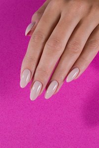 Cosmetics Zone Lakier do paznokci klasyczny - beżowy 7ml - Malaga CP1 3