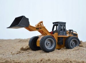 HUINA BULDOŻER KOPARKA SPYCHACZ ŁADOWACZ RC ZDALNY 1520 3