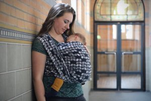 Yaro Slings Chusta tkana Yaro Slings - Petals Ultra Black White Grey Tencel 5 (4.2 m.) 18