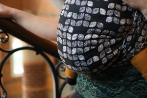 Yaro Slings Chusta tkana Yaro Slings - Petals Ultra Black White Grey Tencel 5 (4.2 m.) 22