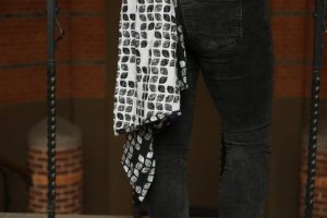 Yaro Slings Chusta tkana Yaro Slings - Petals Ultra Black White Grey Tencel 5 (4.2 m.) 10