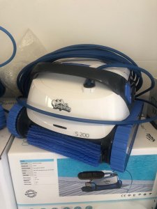 Dolphin Dolphin S200 odkurzacz do basenu czyści dno ściany i linię wody 10