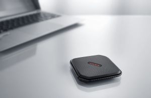 Dysk zewnętrzny SSD SanDisk SSD Extreme 500 Portable 1 TB Czarny (SDSSDEXT-1T00-G25) 4