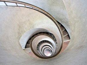 DecoNest Fototapeta - White spiral stairs - 300X231 1