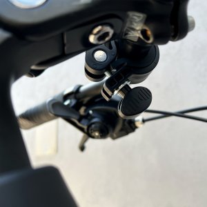 Wozinsky Mocny uchwyt na telefon na kierownicę roweru, motocykla, hulajnogi  czarny (WBHBK6) 6