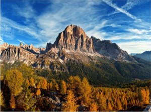 DecoNest Fototapeta - Widok panoramiczny na włoskie Dolomity - 300X231 1