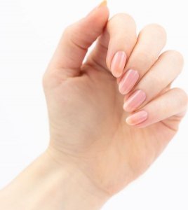 Essence Lakier do paznokci Essence 04-best frenchs forever Francuski manicure (10 ml) 3