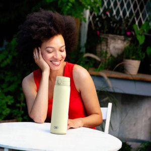 ion8 Butelka termiczna kubek ION8 I8TS1000BLK 920 ml czarny 4