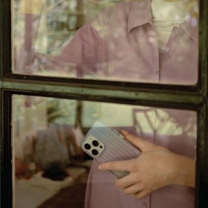 Uniq Etui UNIQ Coehl Linear Apple iPhone 14 Pro Max stardust 3