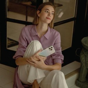 Uniq Etui UNIQ Coehl Linear Apple iPhone 14 Pro Max stardust 5