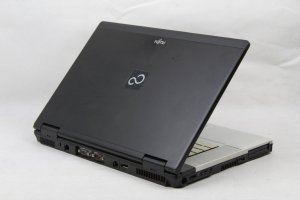 Laptop Fujitsu Fujitsu Celsius H700 i7-620M 8GB 256GB SSD NVIDIA FullHD DVD Win10 Pro 7