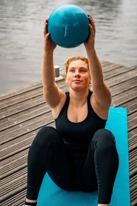 Avento Piłka do ćwiczeń miękka AVENTO 18cm 18 3