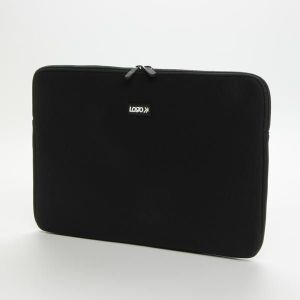 Etui Logo Madrid 15.6" Czarny 2