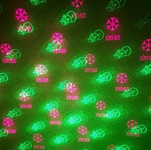 Świąteczny projektor laserowy zewnętrzny 3D z pilotem radiowym IP68 Świąteczny projektor laserowy zewnętrzny 3D z pilotem radiowym IP68 4