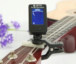 Joyo Tuner stroik do gitary ukulele BATERIA GRATIS 8