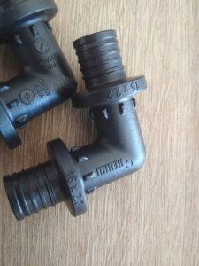 Rehau Kolano PX - 16/90^ RAUTITAN - PPSU 2