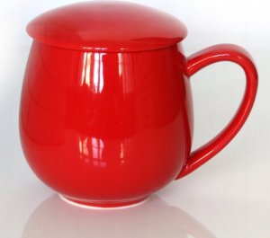 Cup&You Zestaw czerwony kubek z zaparzaczem na parapetówkę 1