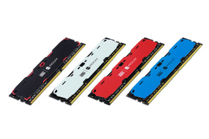 Pamięć GoodRam IRDM, DDR4, 8 GB, 2400MHz, CL15 (IR-B2400D464L15S/8GDC          ) 2
