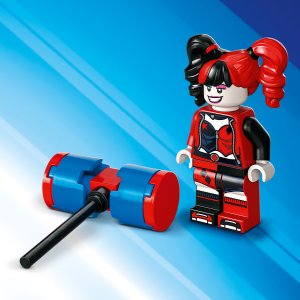 LEGO DC Batman kontra Harley Quinn (76220) 8