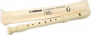 Yamaha Flet sopranowy YRS-23 1