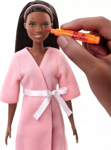 Lalka Barbie Mattel BARBIE SALON SPA EXTRA LALKA MASA MASECZKI PIESEK 4