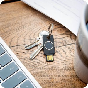Yubico YubiKey Bio 5