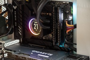 Komputer Game X G900 White, Ryzen 9 7950X, 64 GB, RTX 4090, 1 TB M.2 PCIe Windows 11 Pro 10