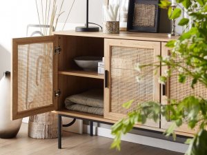 Beliani Szafka trzydrzwiowa fronty rattanowe jasne drewno PASCO! 3